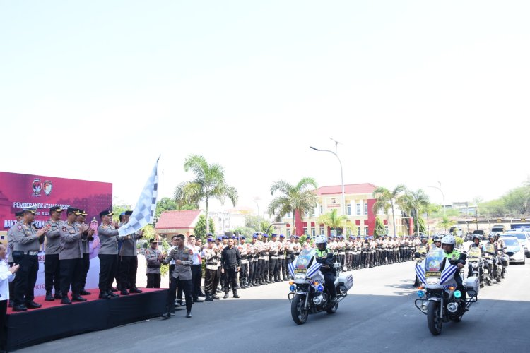 Kapolda Sulteng lepas Bakti Sosial 32 tahun Pengabdian AKABRI 91  32 Tahun Pengabdian AKABRI 91, Kapolda Sulteng lepas distribusi 8000 Paket Sembako