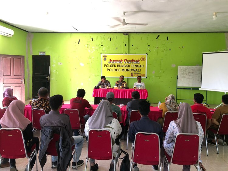 Polres Morowali Gelar Jumat Curhat dan Jumat Berkah di Bungku Timur
