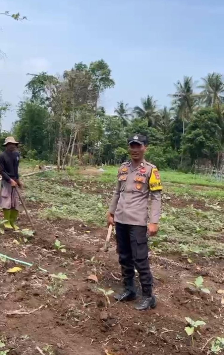 Polsek Bahodopi Penggerak Ketahanan Pangan di Desa Dampala