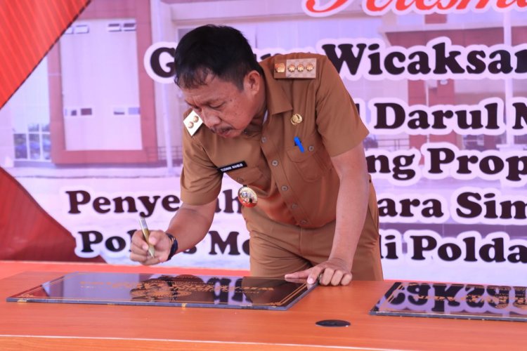 Pj Bupati Morowali Resmikan Gedung Aula Wicaksana Laghawa Polres Morowali 