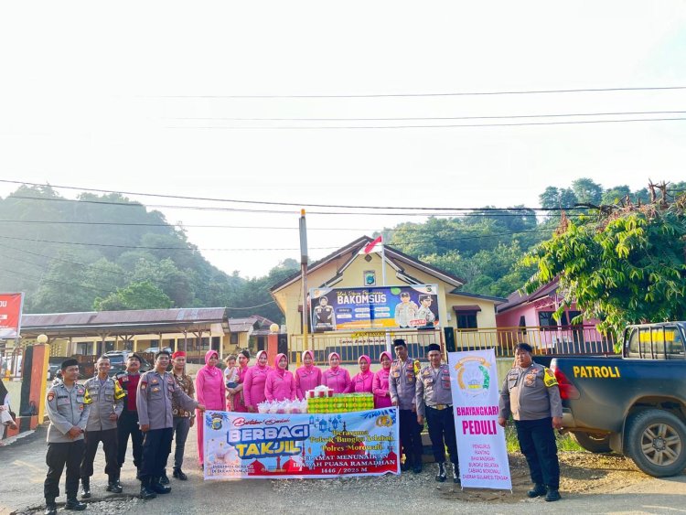 Polsek Bungku Selatan Polres Morowali Gelar Pembagian Takjil di Bulan Ramadan