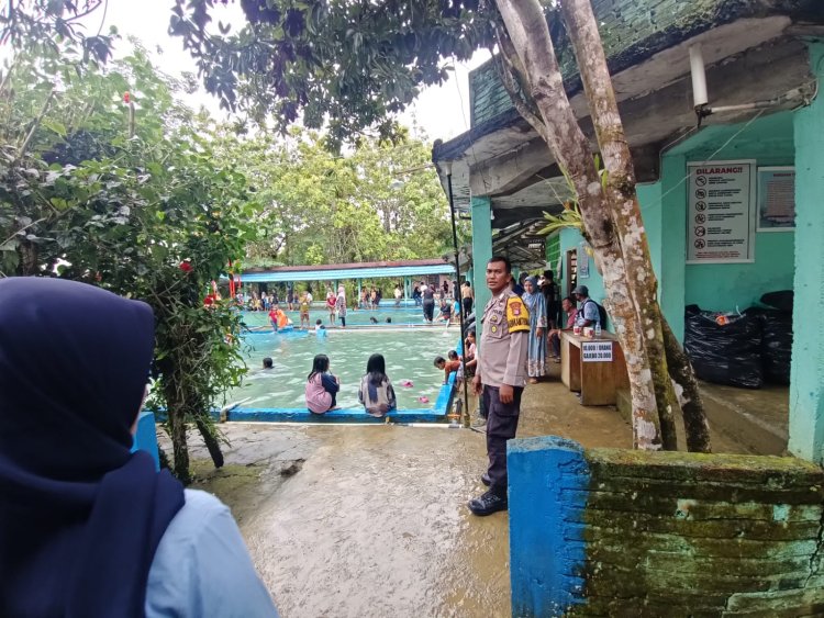 Polsek Bungku Tengah Polres Morowali Gelar Patroli Obyek Wisata untuk Menjaga Keamanan Selama Libur Lebaran