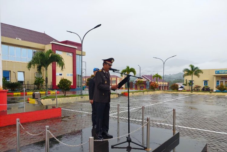 Kabag SDM Polres Morowali Pimpin Upacara HUT ke-80 RI Tahun 2025